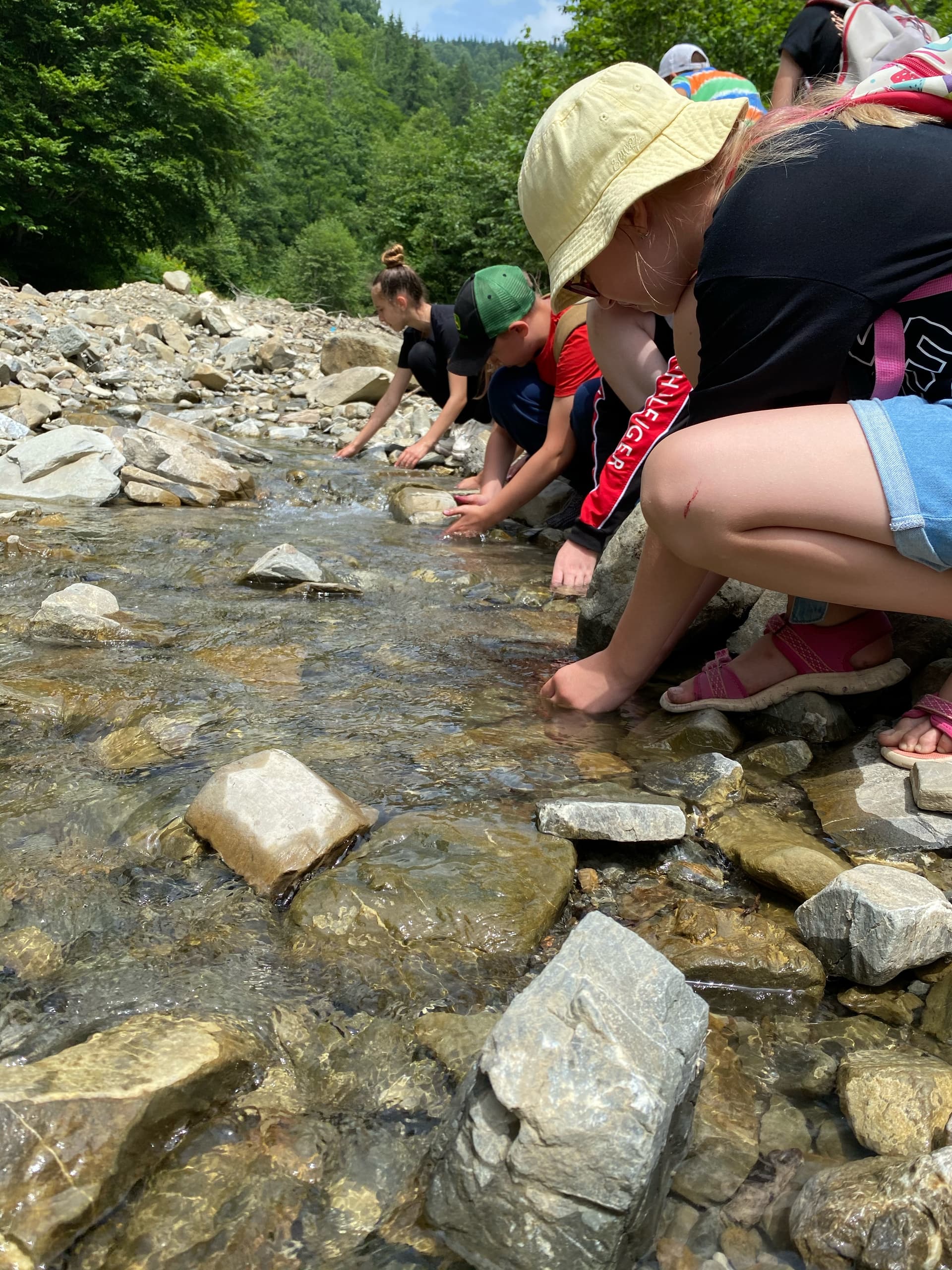 Фото з дитячого табору Eco Holiday в Карпатах - активності та відпочинок дітей 16