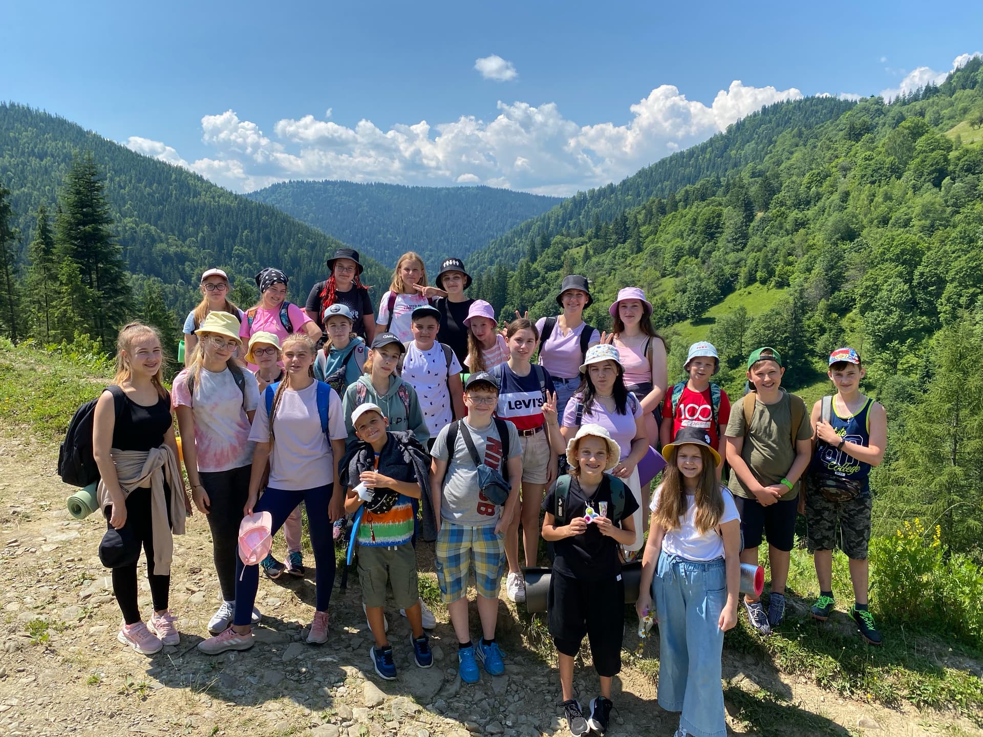 Фото з дитячого табору Eco Holiday в Карпатах - активності та відпочинок дітей 2